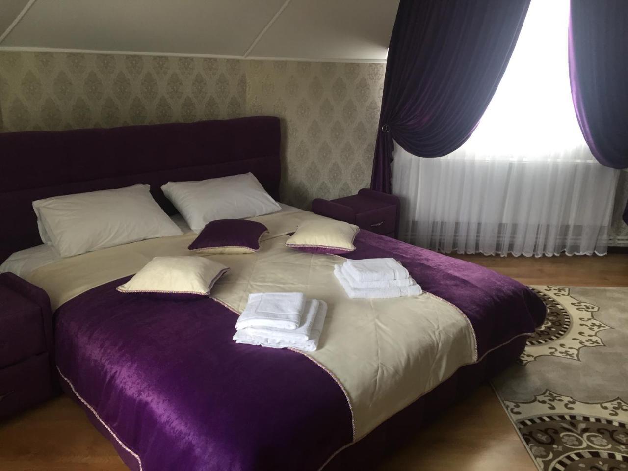 Hotel Europe Хмельник Экстерьер фото