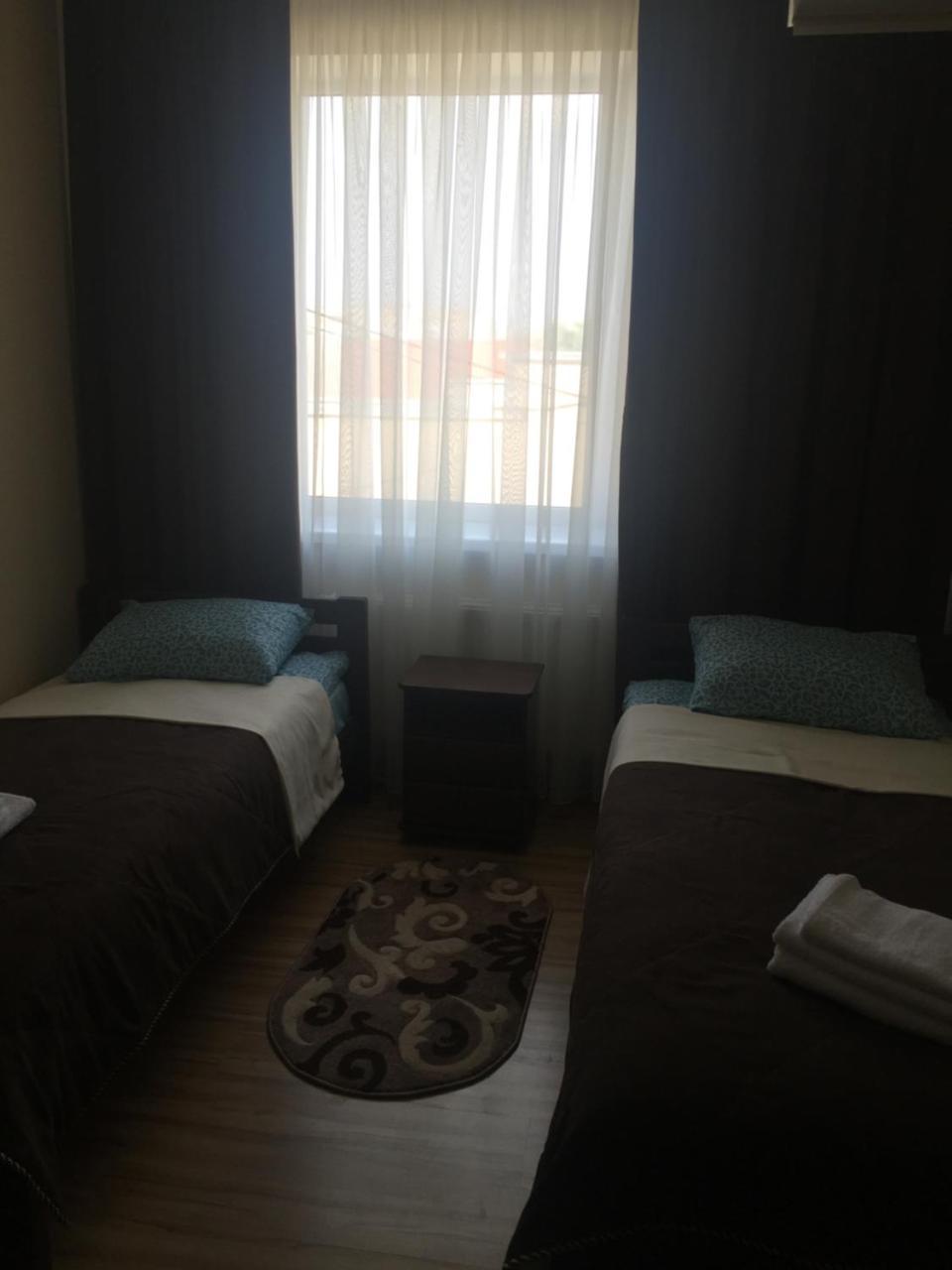 Hotel Europe Хмельник Экстерьер фото